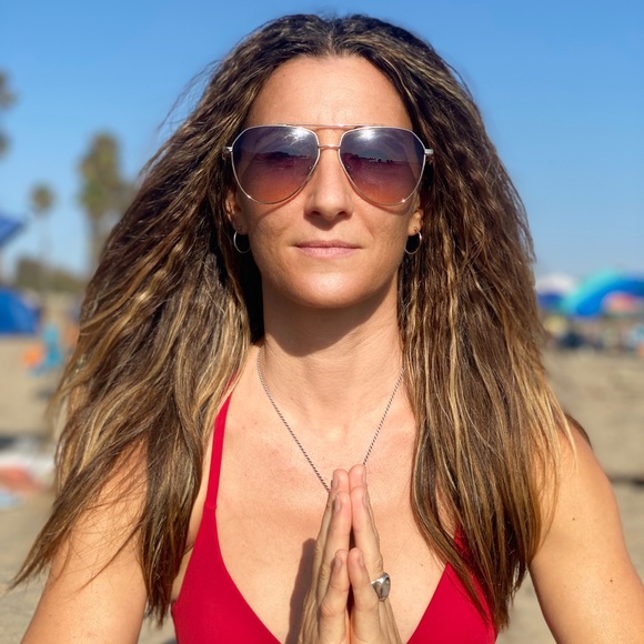 Meet your Posher, Elisabeth - Picture 1 of 1